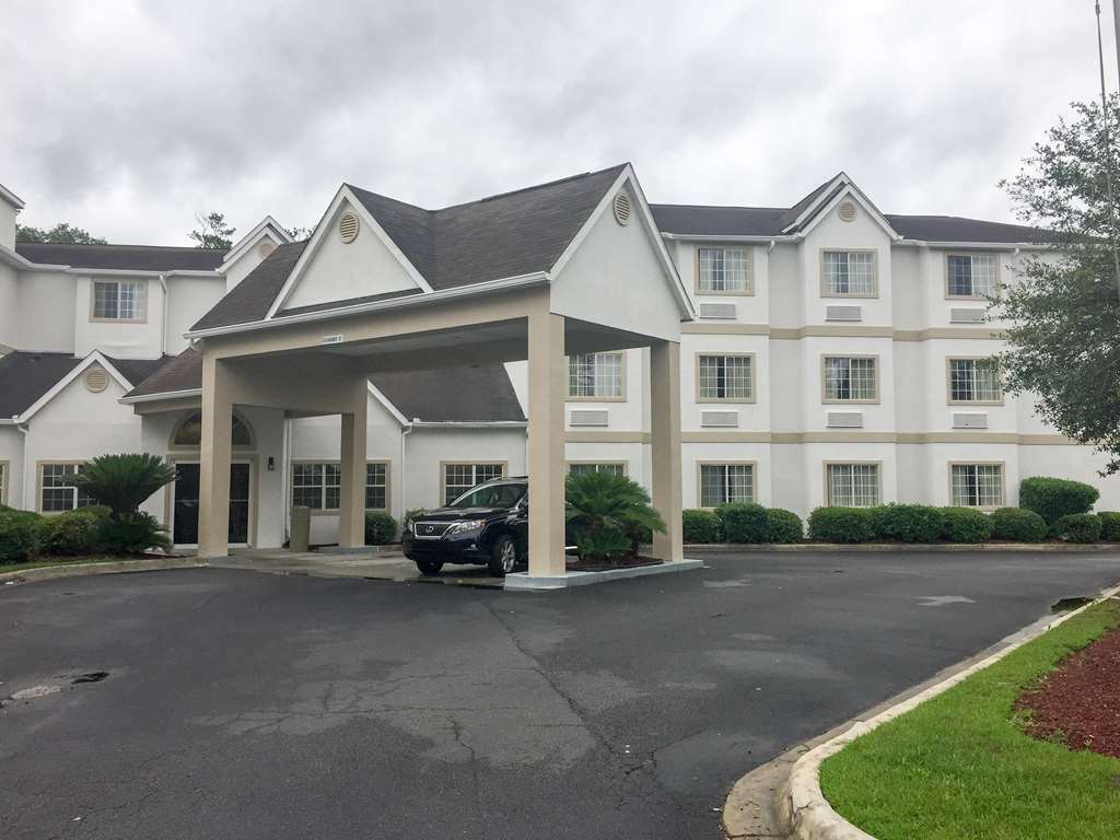 Red Roof Inn Plus+ & Suites Savannah - I-95 Georgetown Eksteriør bilde