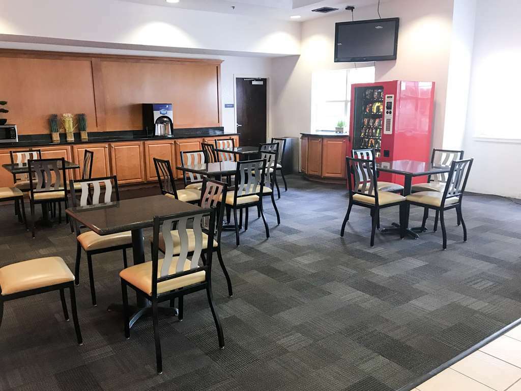 Red Roof Inn Plus+ & Suites Savannah - I-95 Georgetown Restaurant bilde